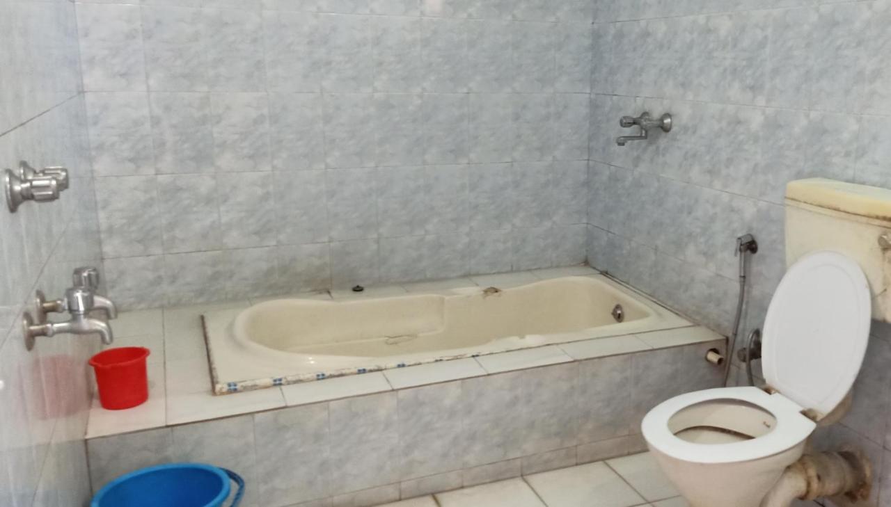 Lg Towers Hotell Guwahati Eksteriør bilde
